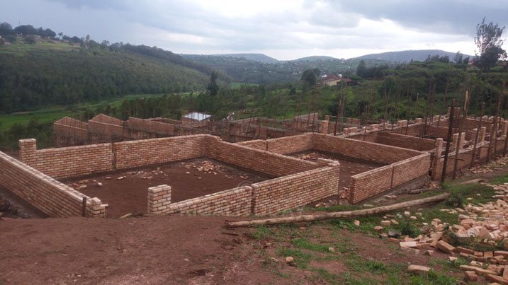 Ishuri ryatangiye kubaka