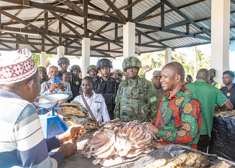 Bishimiye isoko bubakiwe n