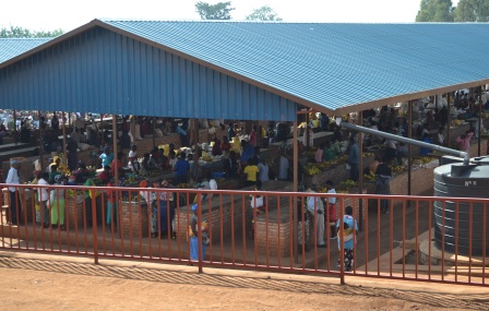 Isoko rya Ntunga ryubatswe na miliyoni 334 riratahwa uyu munsi na Minisitiri w