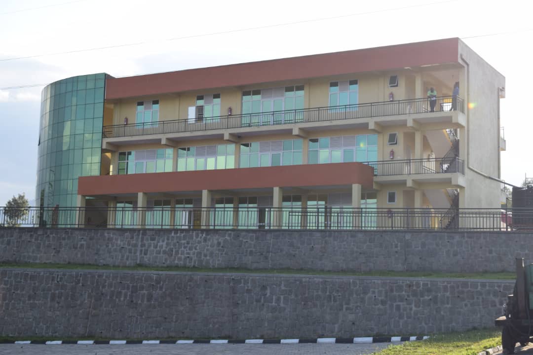 Isoko ry'ubucuruzi bwambukiranya imipaka rya cyanika ryuzuye muri 2017