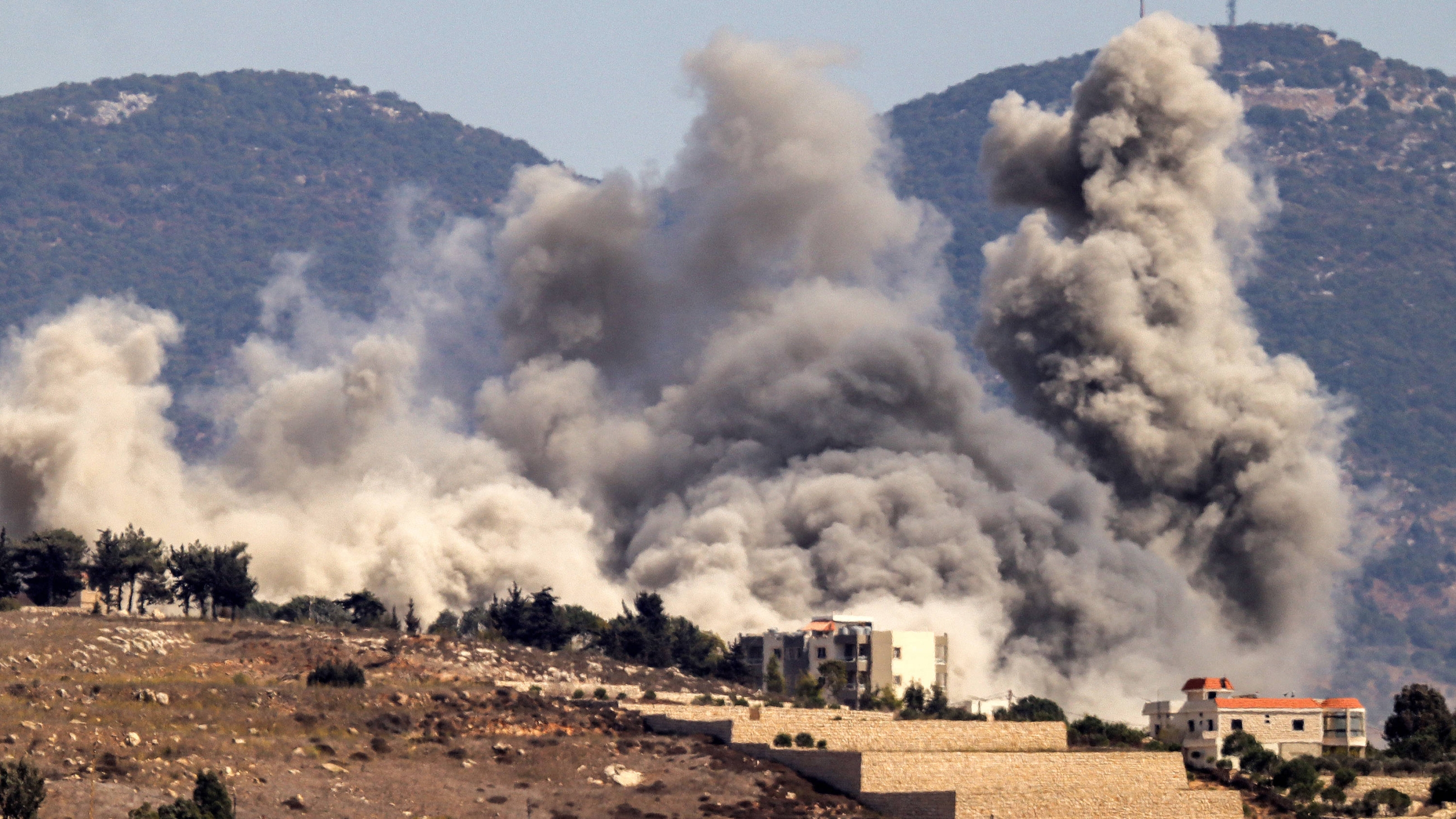Israel yagabye igitero cyahitanye abasirikare batatu ba Lebanon