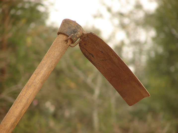 Nyirabucyangenda yatawe muri yombi akurikiranyweho gutemesha umugabo we isuka.