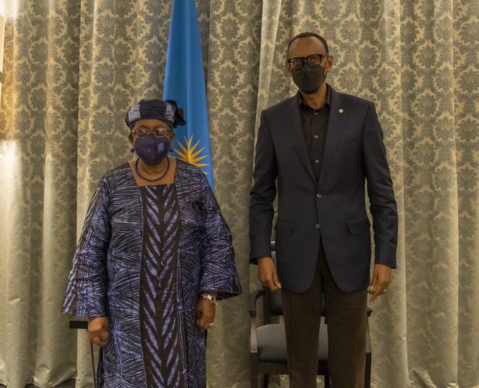 Perezida Kagame hamwe na Dr Ngozi Okonjo-Iweala, Umuyobozi mukuru wa WTO