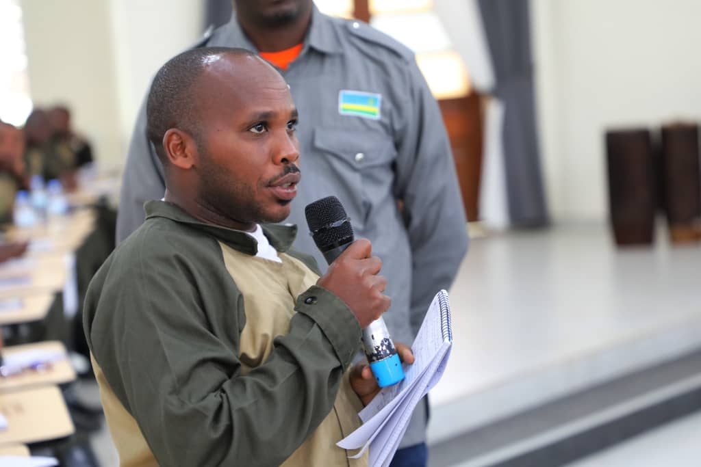 Umwe mu batozwa agaragaza inyungu mu bakura mu Itorera