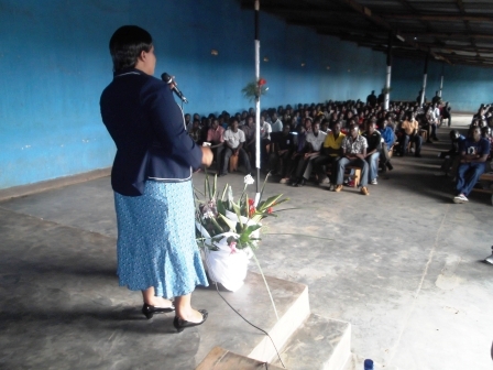 Depite Mureshyankwano Marie Rose asaba abari mu itorero gukunda igihugu no kurangwa n