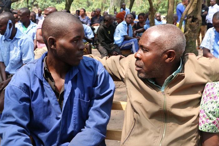 Ababyeyi bahawe umwanya baganira n'abana babo, babaha impanuro