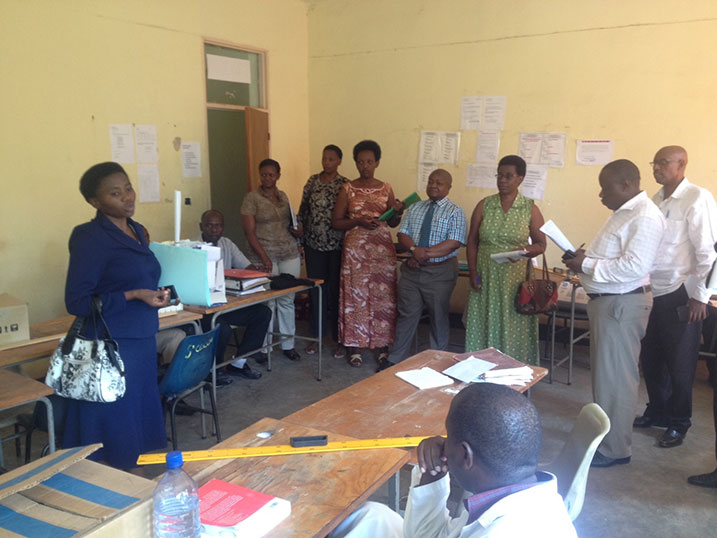 Iyi kipe hari byinshi yashimye ariko inanemga byinshi bijyanye no kutita ku isuku kandi ishuri ribifitiye ubushobozi.