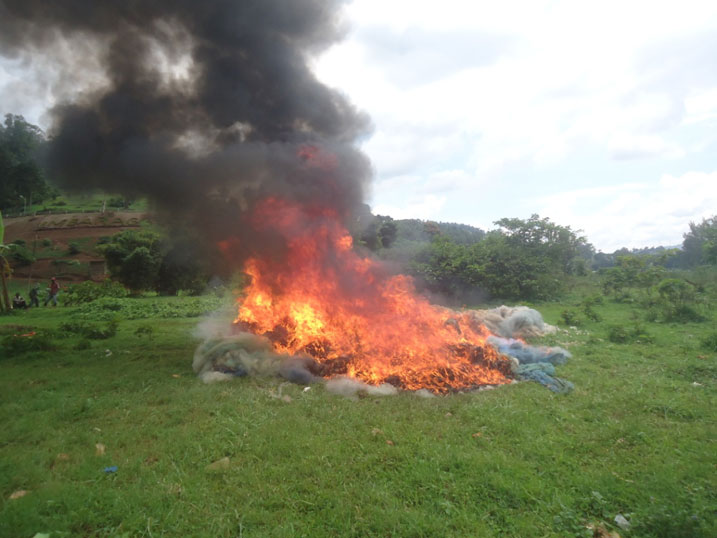 Iyi mitego yatwikiwe imbere y