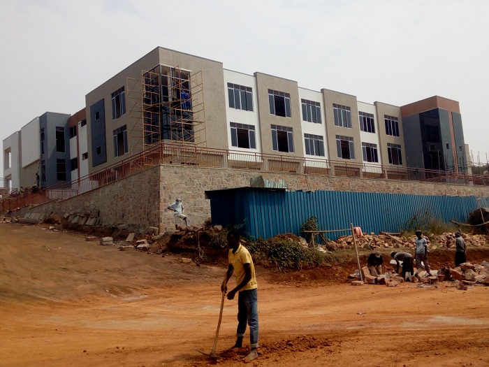 Izi nyubako ngo zizaba zuzuye mu kwezi kumwe