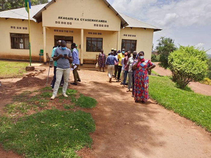 Aka kagali kitiriwe Cyasemakamba