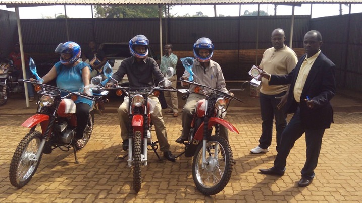 Izo nizo zamoto zatanzwe.