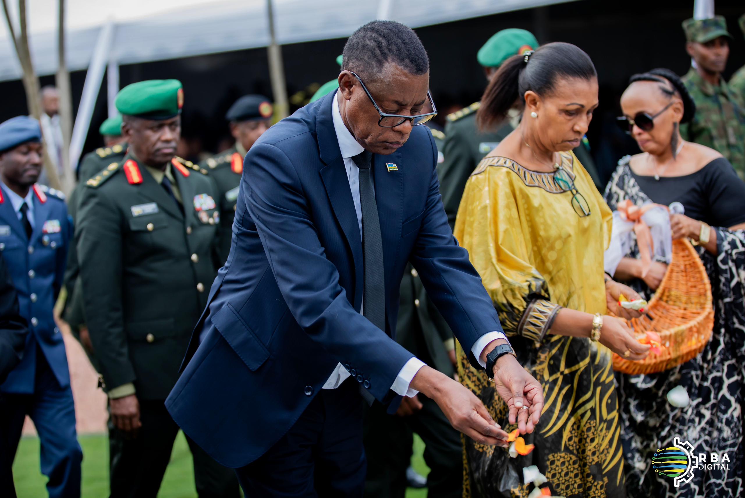 Gen (Rtd) James Kabarebe ari mu bitabiriye umuhango wo kumusezeraho bwa nyuma