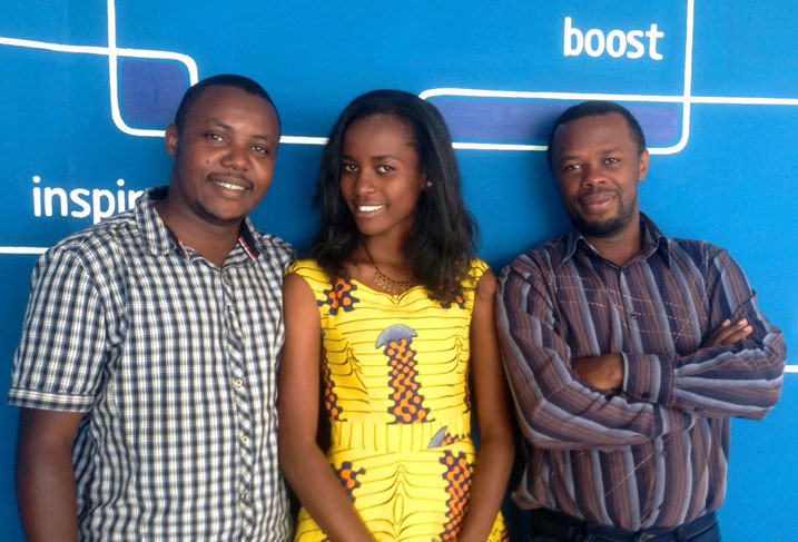 Jean Niyotwagira, Umuyobozi Mukuru wa TorQue ari kumwe na bamwe mu bo bakorana.