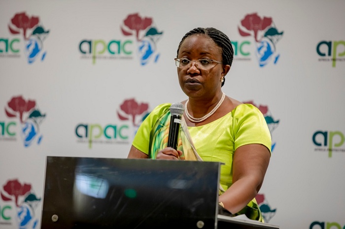 Dr Mujawamariya Jeanne d'Arc, Minisitiri w'Ibidukikije