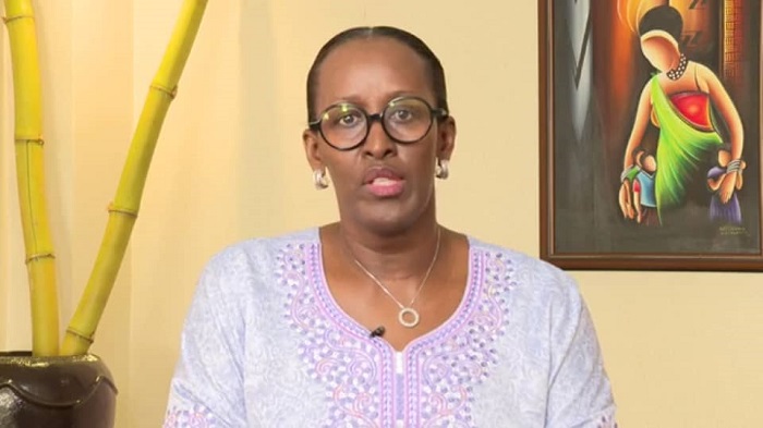 Madamu Jeannette Kagame yashishikarije abantu kwisuzumisha uburwayi nka Kanseri hakiri kare kandi mu buryo buhoraho kugira ngo abo babusangamo bavurwe batararemba (Ifoto yo mu bubiko)