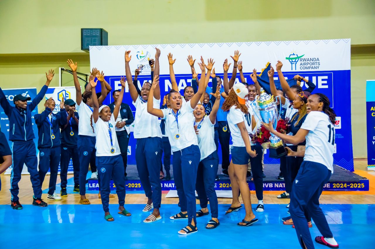 Police VC yegukanye igikombe cya shampiyona mu bagore ku nshuro yayo ya mbere mu mateka