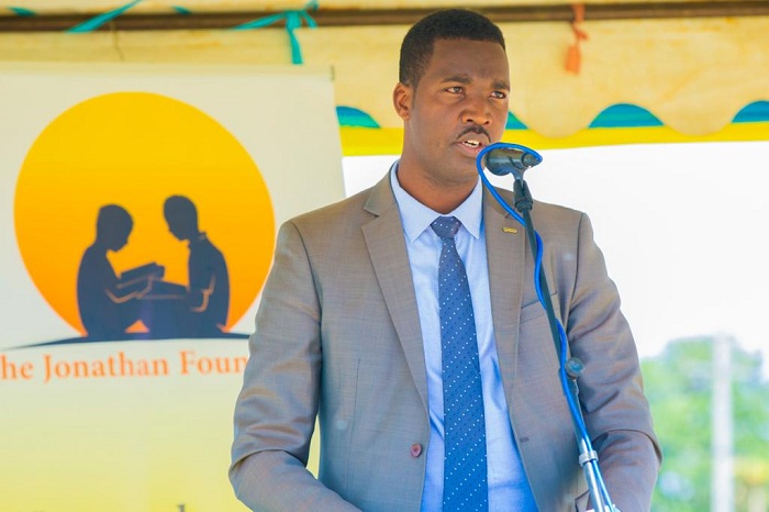 Byukusenge avuga ko GS Dihiro yagaragaje ko kurwanya guta ishuri bishoboka