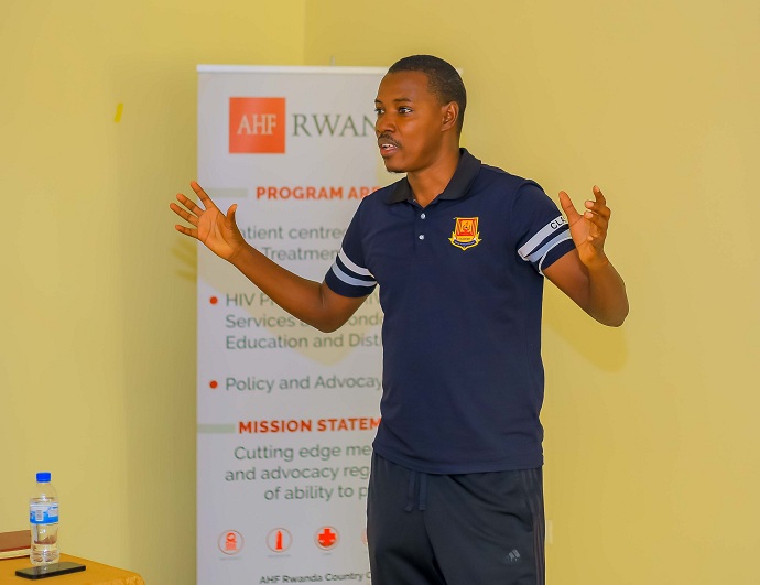 Jimmy Mulisa washinze akaba anayobora irerero Umuri foundation