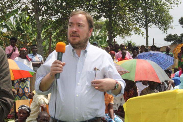 John Ames avuga ko bifuza gufasha leta kugera ku ntego zayo.