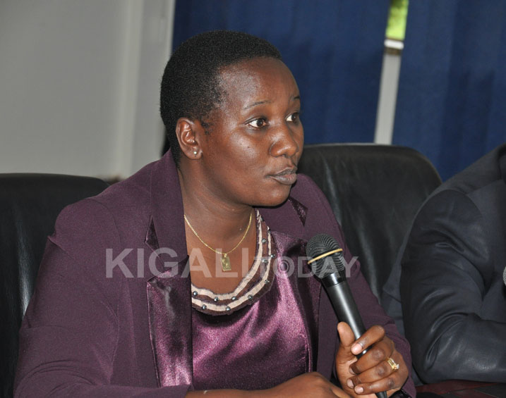 Minisitiri Uwacu Julienne mu kiganiro n