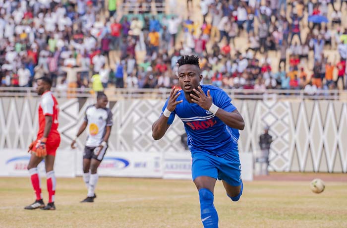 Jules Ulimwengu wahoze muri Rayon Sports ntari mu bakinnyi bazana na Gor Mahia mu Rwanda