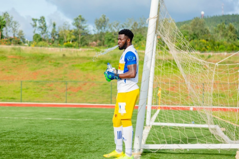 Umunyezamu Kwizera Olivier yari amaze iminsi akora imyitozo muri Rayon Sports
