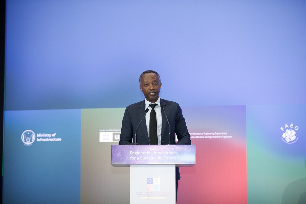 Umunyamabanga wa Leta muri Minisiteri y'Ibikorwa Remezo, Olivier Kabera