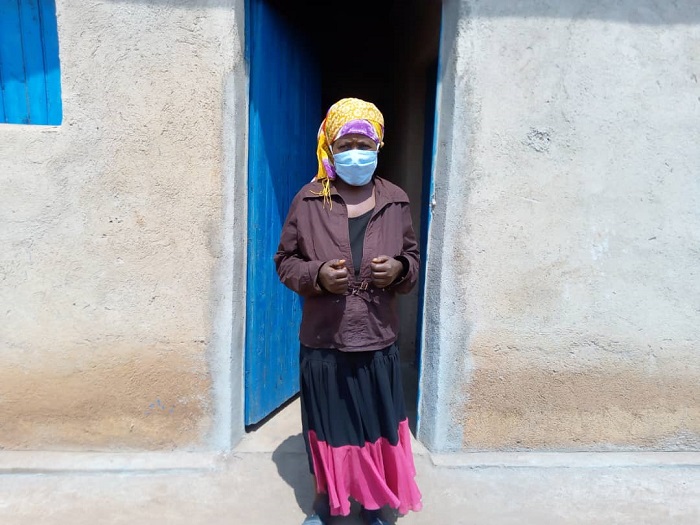 Umuturanyi wa Mukakarisa we avuga ko yashobora gucuruza abonye igishoro