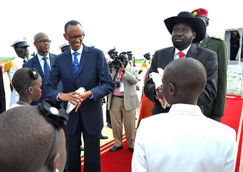 Perezida Kagame yakirijwe inuma nk'ikimenyetso cy'amahoro.