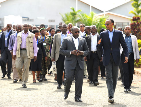 Perezida Kagame na Minisitiri w