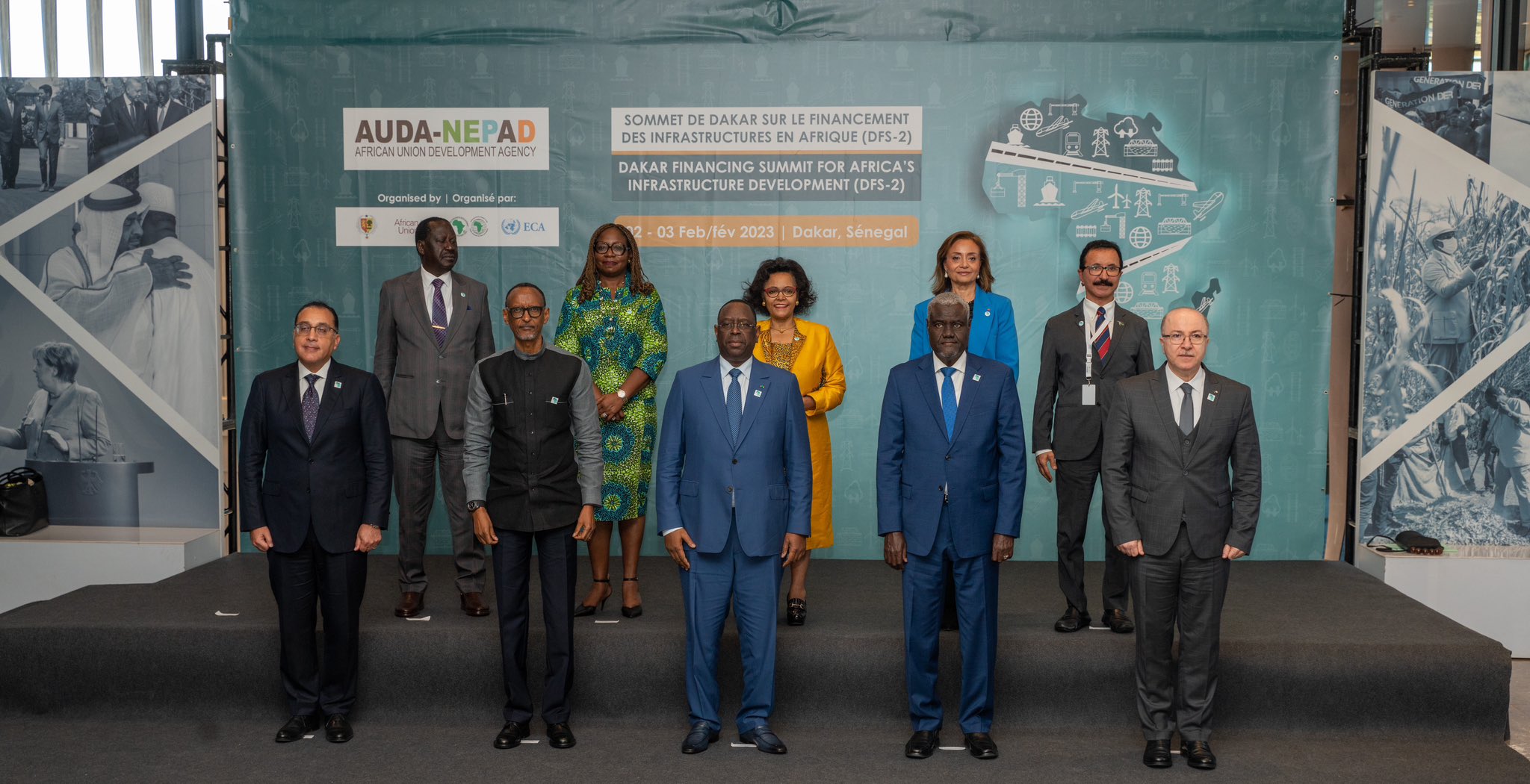 Perezida Kagame na bamwe mu bayobozi bitabiriye iyi nama bafashe ifoto y