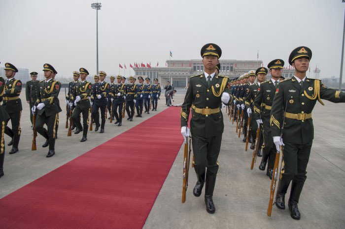 Ingabo z'u Bushinwa zaje kubakira mu cyubahiro