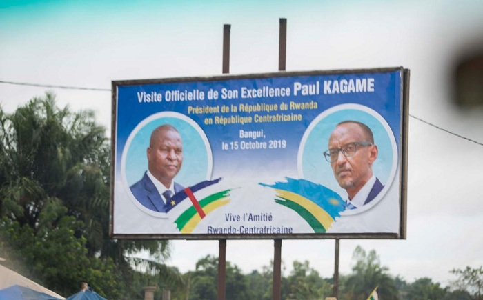 Muri Santarafurika hashyizweho ibyapa bivuga ku ruzinduko rwa Perezida Kagame