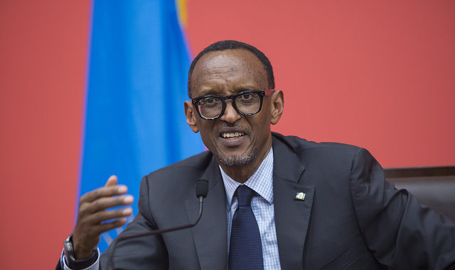 Perezida Kagame asanga gufata inguzanyo y