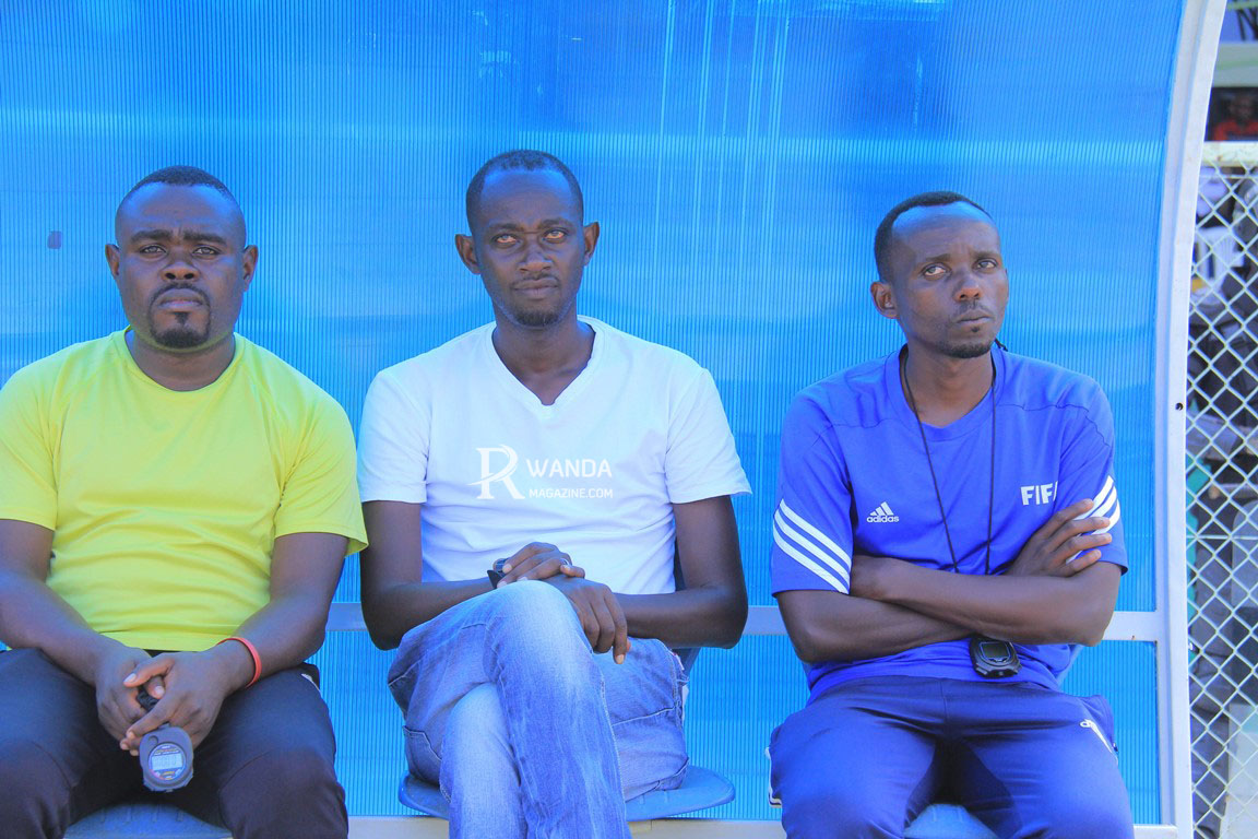 Kalisa Francois (uri hagati) watozaga Kirehe yasezerewe