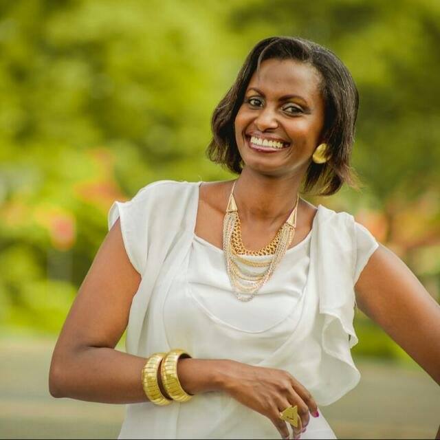 Gaby Kamanzi ni umwe mu bahanzikazi baririmba neza indirimbo zihimbaza Imana