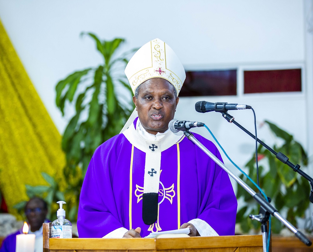 Antoine Cardinal Kambanda atura igitambo cya Misa