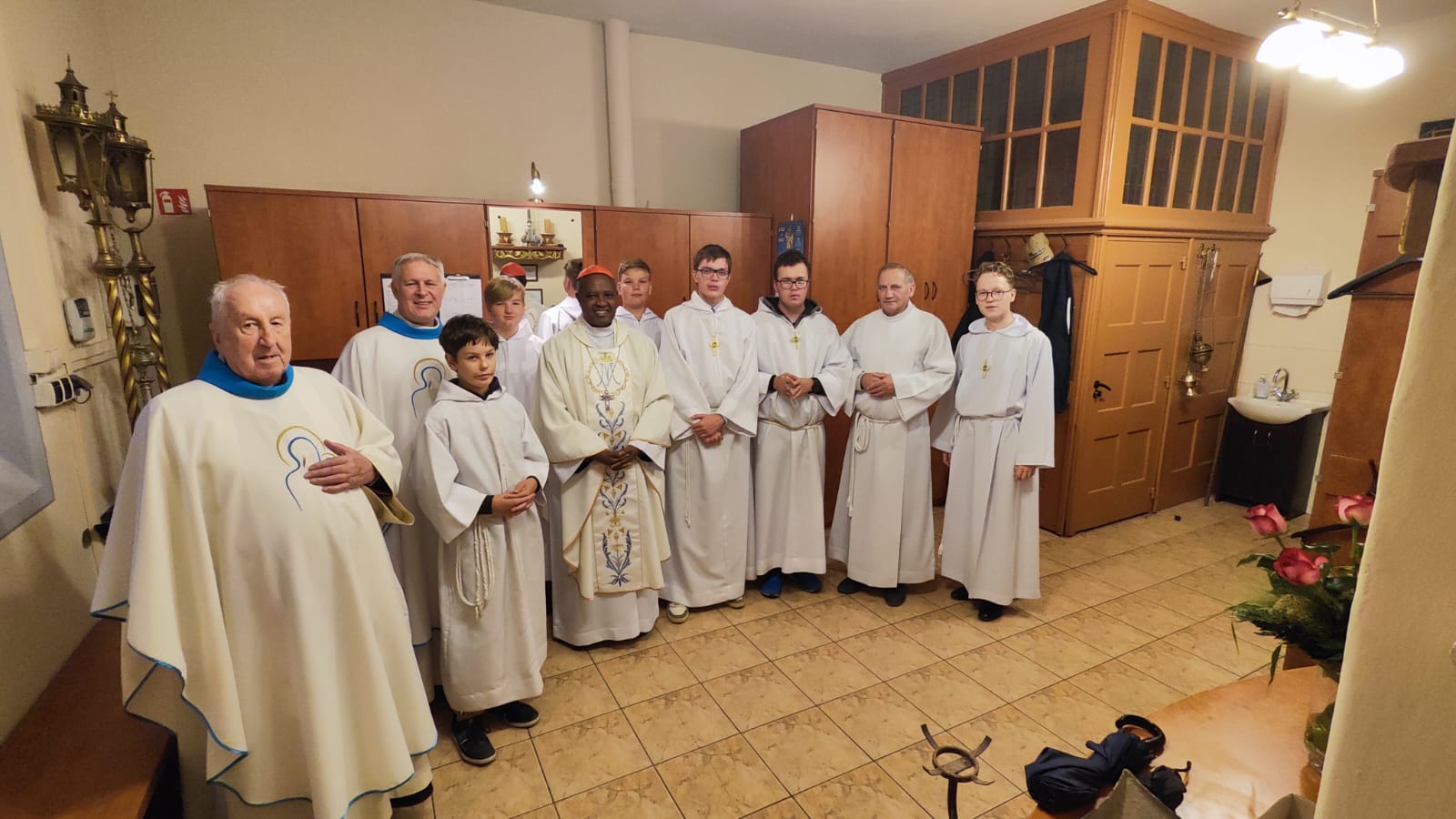 Cardinal Kambanda amaze iminsi mu butumwa mu gihugu cya Pologne