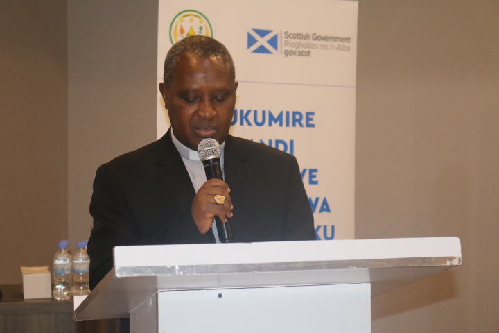 Musenyeri Antoine Kambanda uyobora RICH avuga ko bagiye gukora ubukangurambaga ku ihohoterwa rikorerwa abana