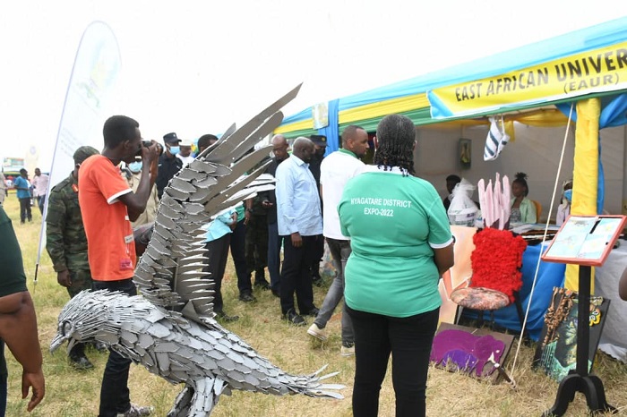 Kaminuza ya East Africa yari yazanye imitako itandukanye ikorwa n'abanyeshuri