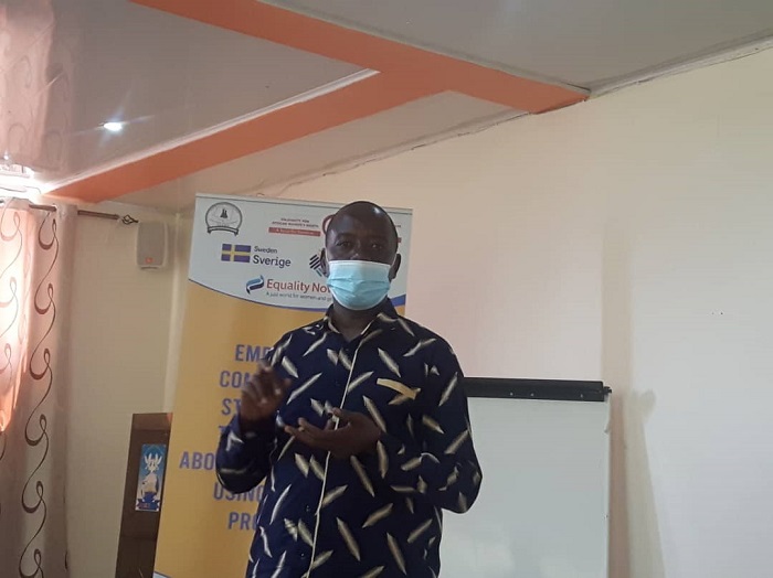 Kanyamanza avuga ko kunywa ibyatsi atari ngombwa kuko ngo abaganga basigaye bakuriramo inda ababyifuza