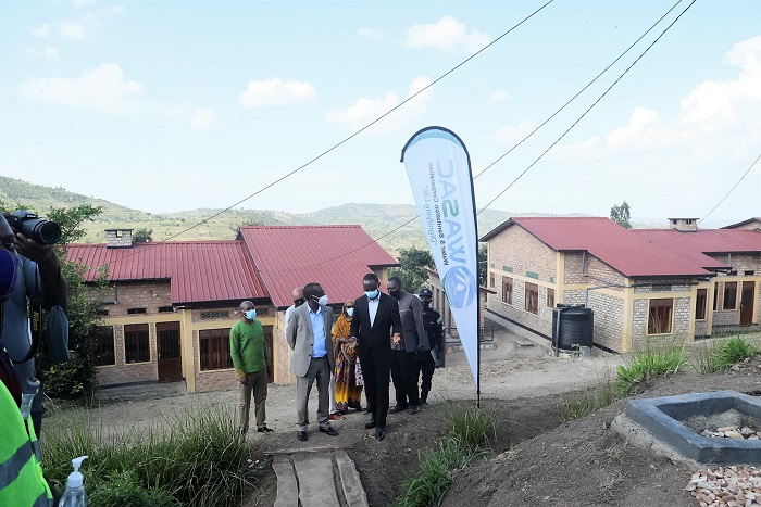 Banasuye Umudugudu w'Icyitegererezo wa Karama