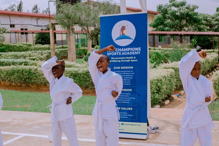 Nta kujenjeka kuba guhari iyo bashaka kuzamuka mu ntera