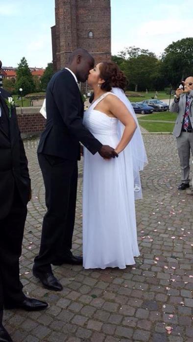 Olivier Karekezi n'umufasha we Niwin Sorlu ku munsi w'ubukwe