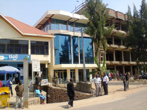 Bashimye uburyo umujyi wa Kibuye wateye imbere.