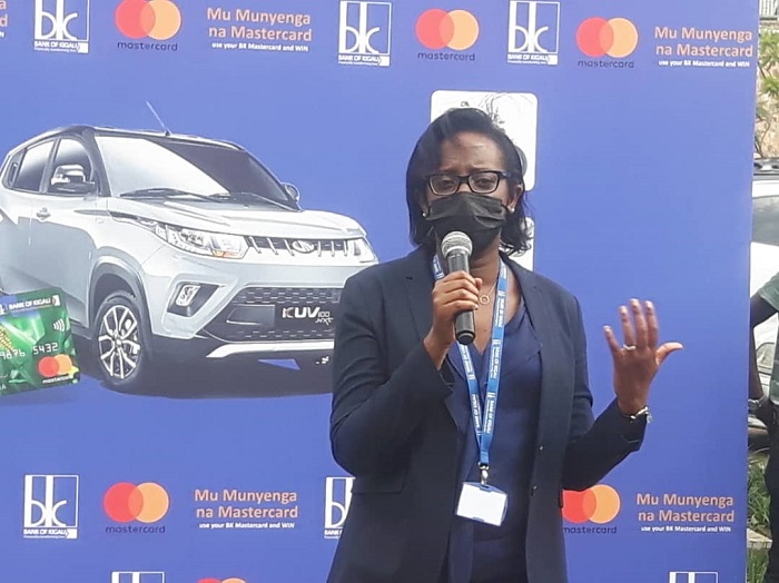 Dr Karusisi yizeza abantu ko guhemba abishyura bakoresheje ikoranabuhanga rya Mastercard bizakomeza