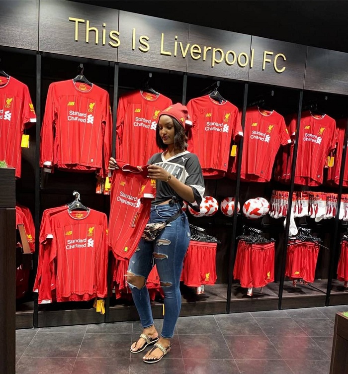 Kate Bashabe mu iduka ry