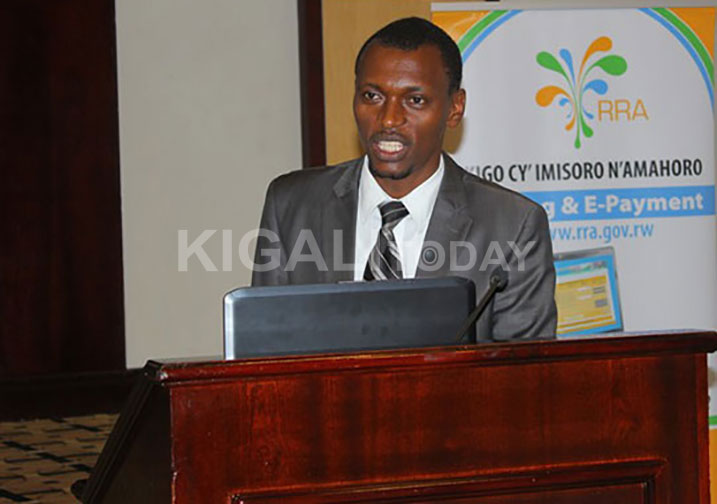 Kayigi yasabye abasora kudakorana n