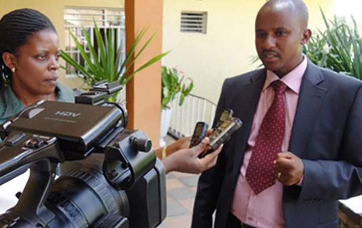 Kayumba Bernard wayoboraga akarere ka Karongi.