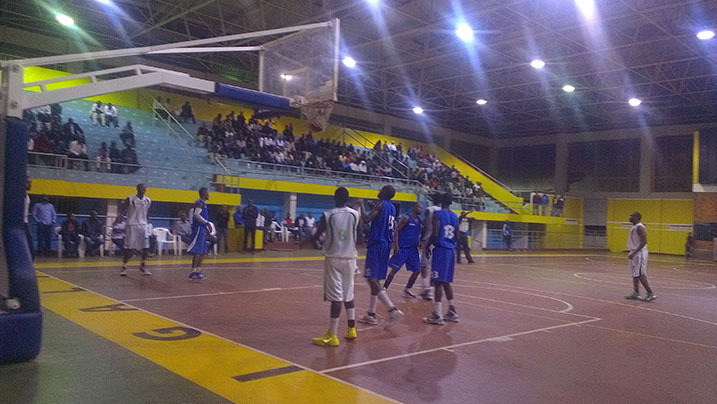 KBC (mu myenda y'ubururu) yamaze gusezera muri Shampiyona (ifoto: Ububiko).